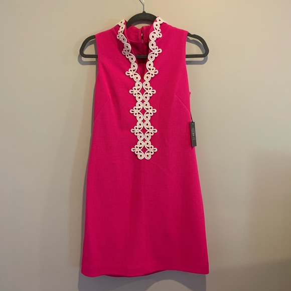 Vince Camuto Dresses & Skirts - Vince Camuto Shift Dress